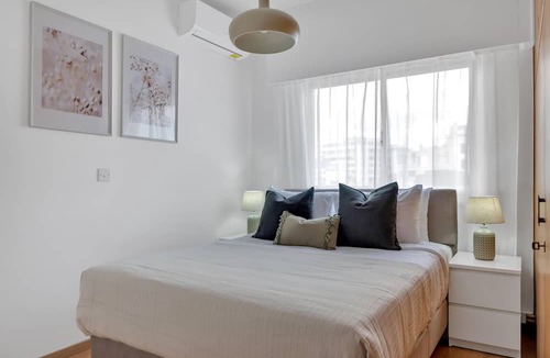 Lykabittos Apartment | Phaedrus Living: Romanou Modern City Center Flat
