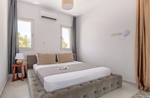 Limassol Apartment | Sanders Cruise - Lovely Studio Apt With Balcony