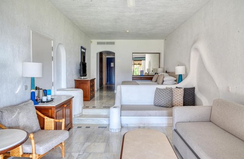 Pegeia Hotel | Coral Beach Hotel and Resort
