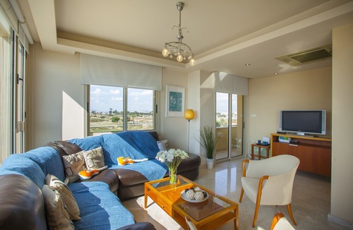 Larnaca Apartment | Mackenzie Beachfront Eftyhia Suite