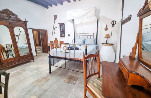 Skarinou Apartment | Poseidon's Pool Paradise