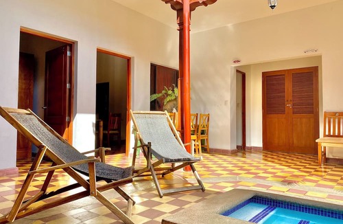Granada Apartment | Granada Apartment #2 5 minutes from Calle La Calzada