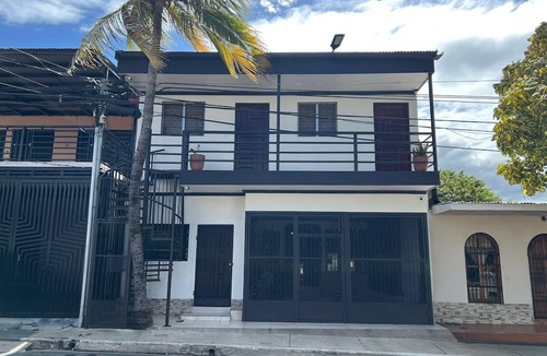 Managua Apartment | Open House