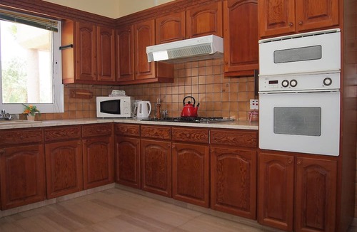 Pareklisia House | Spacious Villa In Pareklisia - 3 Minutes To The Sea, Great Views And Jacuzzi