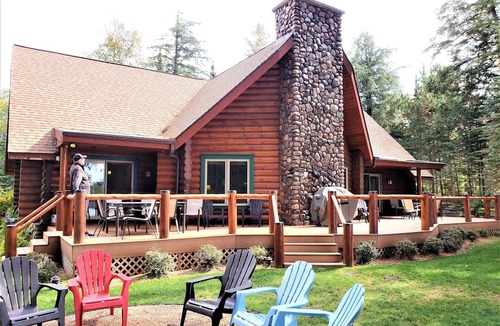 St Germain Cabin | Private Executive Lakefront Log Cabin Lodge overlooking Little St. Germain Lake