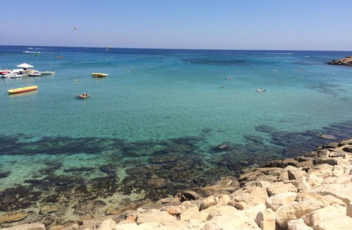 Limassol Apartment | Free WIFI Luxury 2 bedroom apartment opposite St Raphael Marina 2 mins to beach