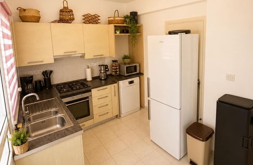 Kyrenia Apartment | Kyrenia Beachfront 2 Bedroom Apartment