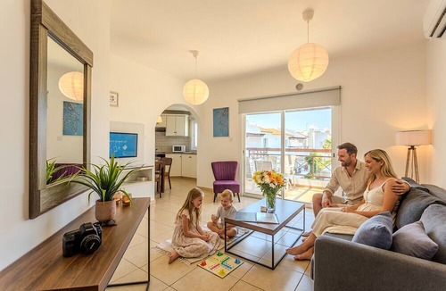 Universal Apartment | Artemis Cynthia Complex