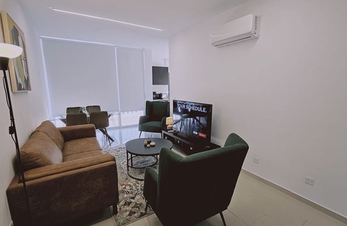 City Centre Apartment | STAY Cosmo City Suite 501