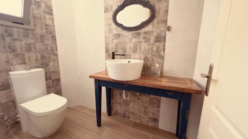 Karavas Villa | Palm House with private pool and garden