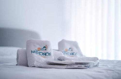 Lykabittos Apartment | Mykonos Homes 3BR Loft with Private Pool