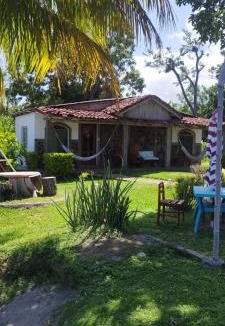 Ometepe Island Hotel | Hostal Playa Santa Martha
