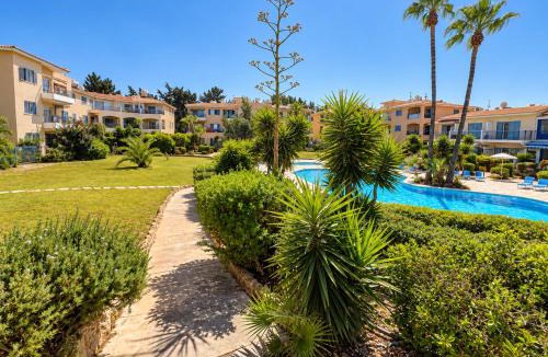 Universal House | Paradise Gardens Villa 30 - Pool & Private Terrace