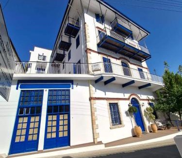 Pedhoulas Hotel | Elyssia Boutique Hotel