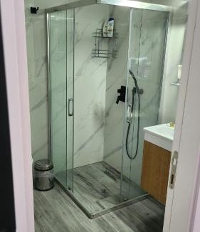 Dherynia Apartment | Pool View 1 Bedroom Apartment in Caesar Blue