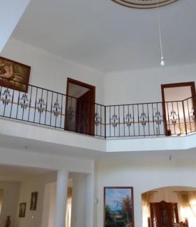 Pyrga House | The olive nest