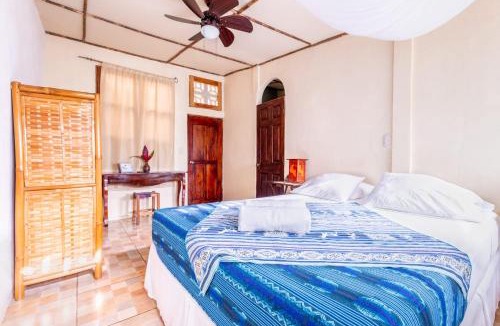 La Laguna Bed & Breakfast | Casa Marimba