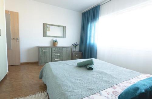 Larnaca Apartment | квартира с видом на море Маккензи