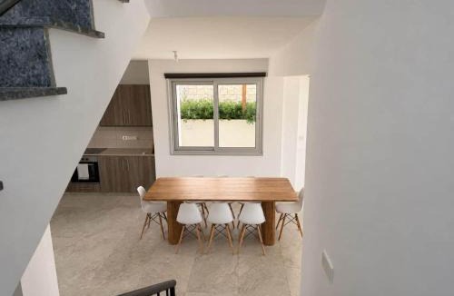 Tala House | Seaview Villa with Pool and Rooftop Terrace