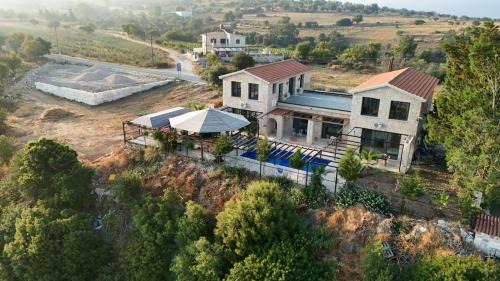 Fyti Villa | LasaThea