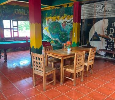 Balgue House | Lazy Crab Hostel