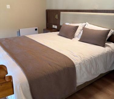 Spilia Hotel | Pine Inn
