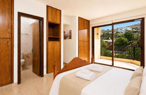 Pomos Villa | Villa Serena