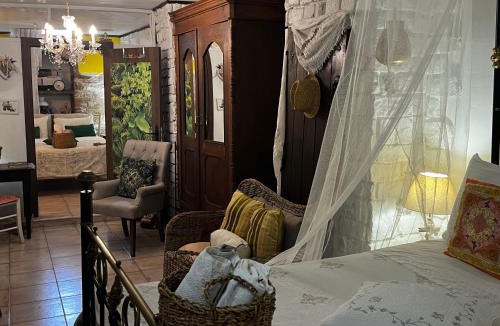 Kalavasos Hotel | Stratos ArtDeco House