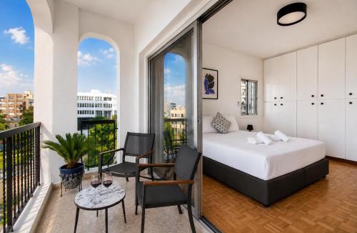City Centre Apartment | Urban Condo Promitheos