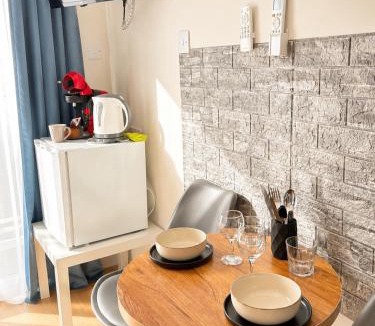 Historical Center Apartment | Smart Comfort Deluxe N1 private Balcony Bathroom Beach 250m Marina Port 800m