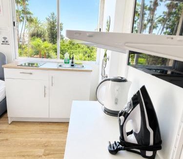 Historical Center Apartment | Smart Deluxe StudioN6 private Kitchenette Bathroom to Beach 200m Marina Port 900m
