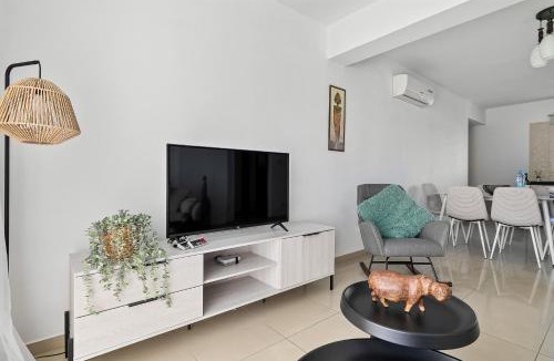 Paphos Apartment | Oracle Exclusive Resort 2bdr Apartment by VICHY Holidays