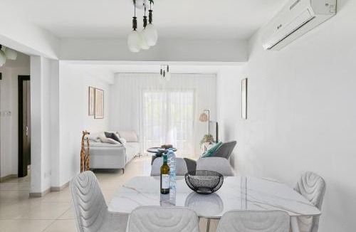 Paphos Apartment | Oracle Exclusive Resort 2bdr Apartment by VICHY Holidays