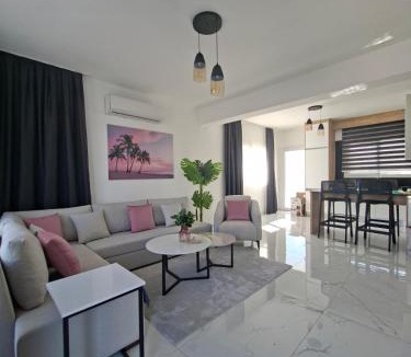 Gastria Apartment | Modern & Cozy 1BR Apartment