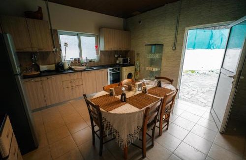 Kakopetria House | Το Σπίτι Της Αγνής
