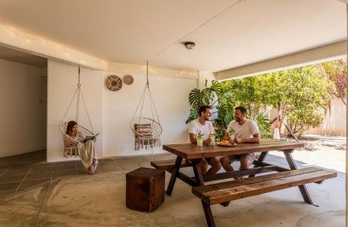Universal Apartment | Artemis Cynthia Complex