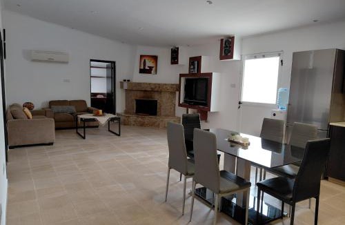 Geroskipou Villa | Sunset Villa