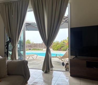 Emba House | Eflisian Bungalows