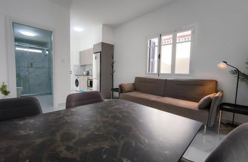 Old Town of Limassol Apartment | Limassol Centr Apartament