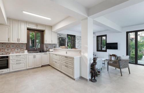 Pano Lefkara Villa | Horizon View Lefkara with Pool, Garden, Parking