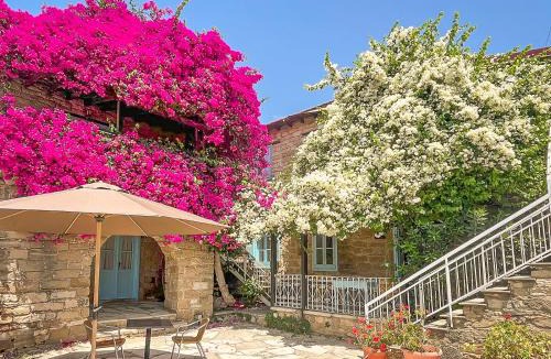 Tochni House | Cyprus Villages - Hotel & Restaurant - Central Location - Bed & Breakfast With Access To Pool And Stunning Views