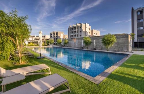 Vasa Koilaniou Apartment | Rooftop Sunset Garden by Staycom