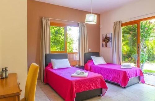 Pegeia Villa | Villa Nicola by Villa Plus
