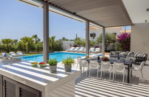 Ayia Thekla Villa | Villa JoJo Seafront