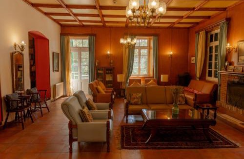 Platres Hotel | New Helvetia Historic Hotel