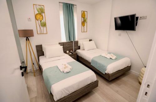 Larnaca City Centre Apartment | Lazuli Sea View Beachfront Ap 21