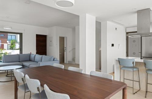 Softades Villa | Serenity Waves Villa 7