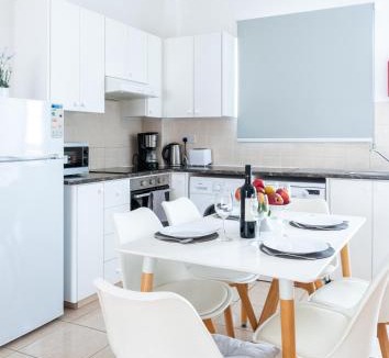 Universal Apartment | Just renovated beautiful 2 bed apartment in Paphos 5 min drive to the beach