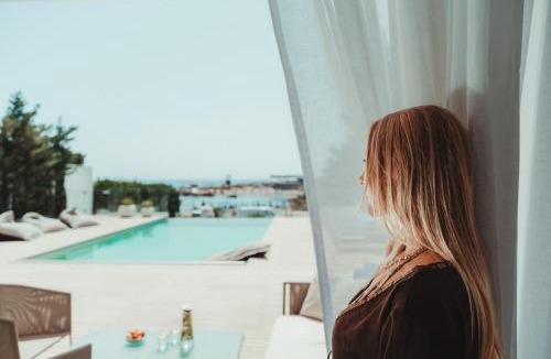Pernera Villa | Protaras Beachfront Villa Blue Waves