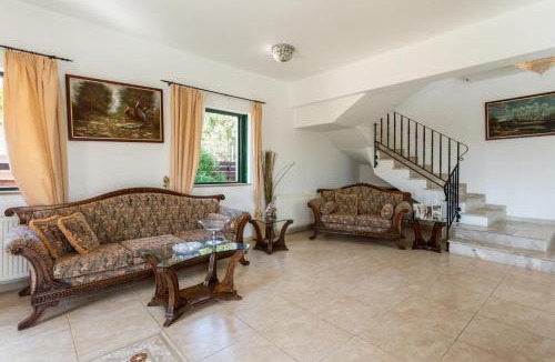 Ayia Marina Chrysochous Villa | Androula Villas Collection